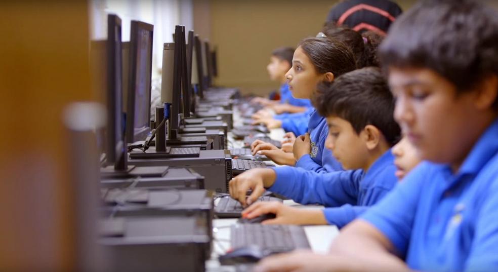 students on computer photo