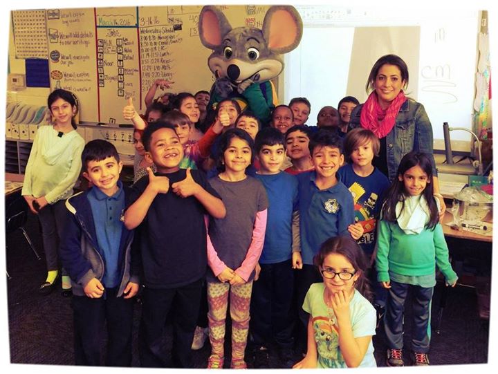 Chuck E. Cheese students Photo